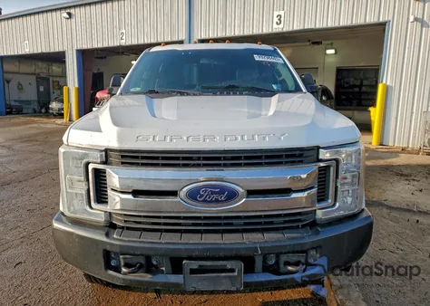 2017 Ford F350 Super Duty из США, поврежденный, VIN 1FD8W3HT3HEC81660